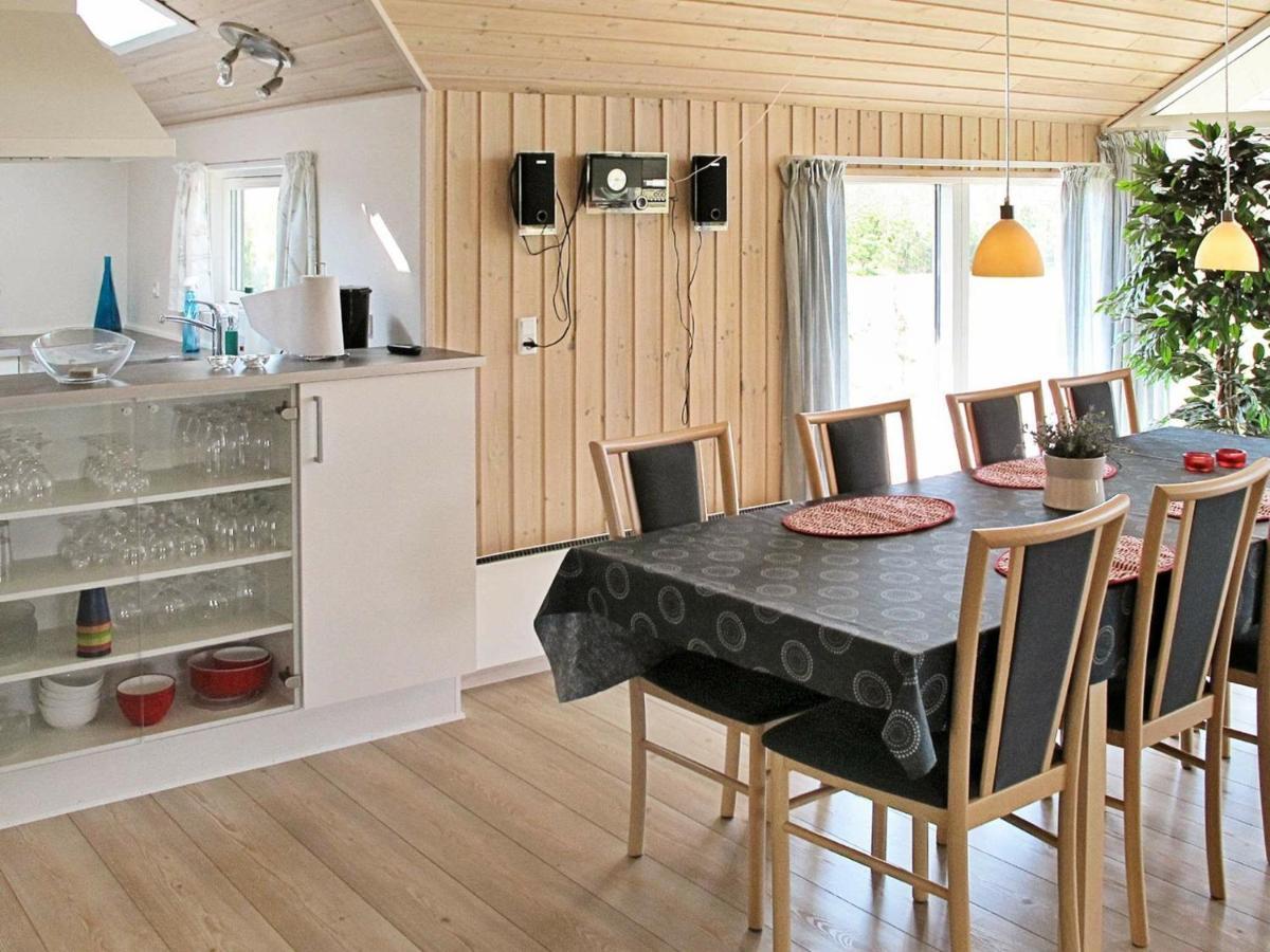 8 Person Holiday Home In V Ggerl Se Bøtø By エクステリア 写真